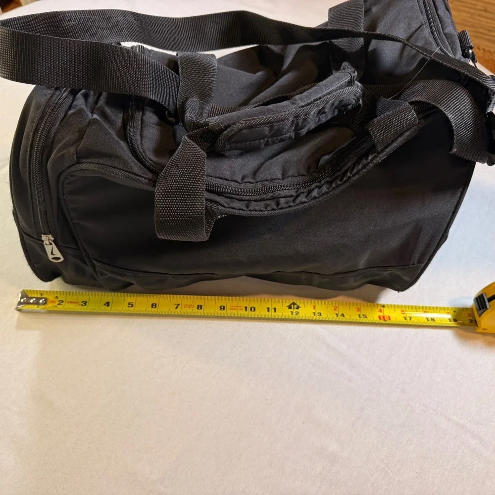 Nike Duffel Bag Black Swoosh Logo Gym Travel Gear Training Sports Logo